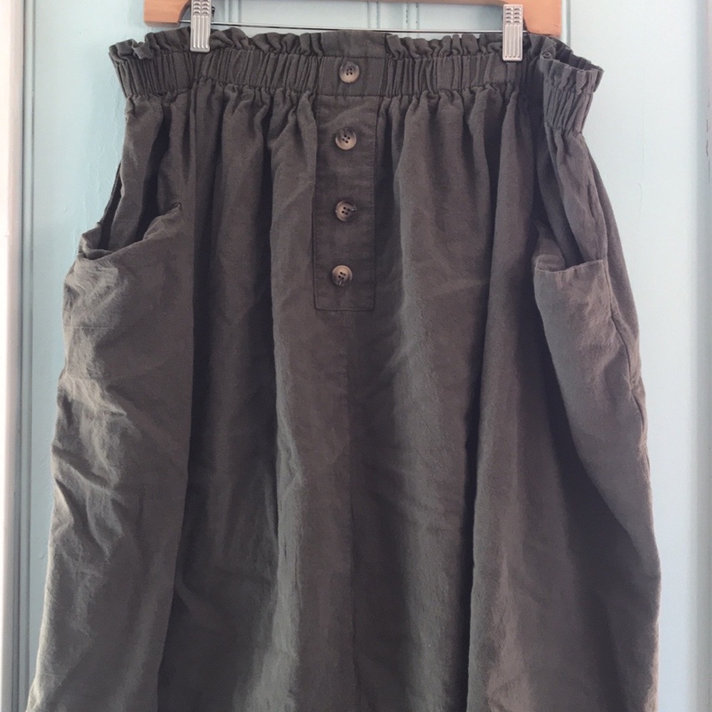 Shein 2X paper bag skirt- Army Green